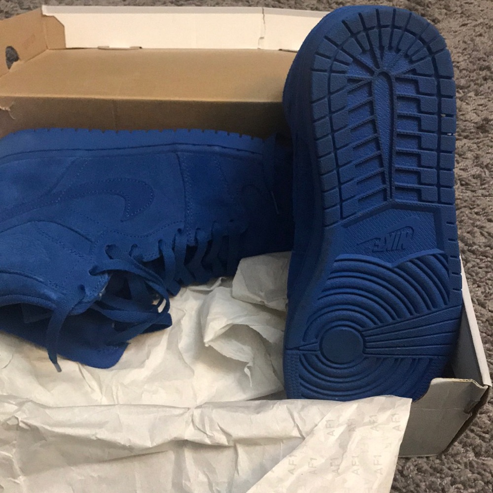 Jordan Retro 1’s - Picture 4 of 5